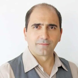 Αλέξανδρος Καλπακίδης - αποκλειστικό: «Ο ρόλος μου στο "Εκτός Υπηρεσίας" θα είναι...»