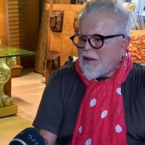 «Δεν βλέπει τον εαυτό της στον καθρέφτη;» - Ο Νίκος Αποστολόπουλος "ξεφτίλισε" την Μαρίνα Πατούλη