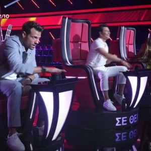 The Voice: «Κρατάω ζώνη!» - "Έξαλλη" η Έλενα Παπαρίζου στο πρώτο επεισόδιο της σεζόν