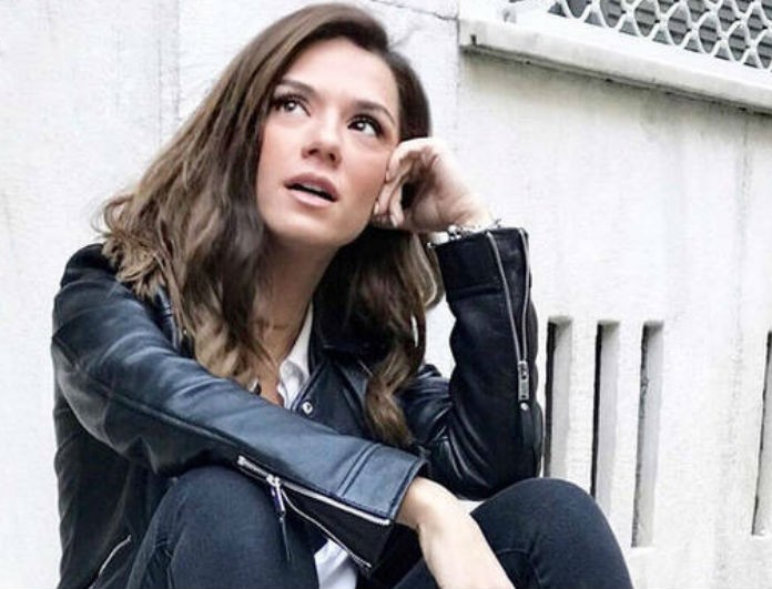 Κλασσική «χαζομαμά» η Βάσω Λασκαράκη! Τα παιχνίδια με την κόρη της και η τρυφερή φωτογραφία στα social media!