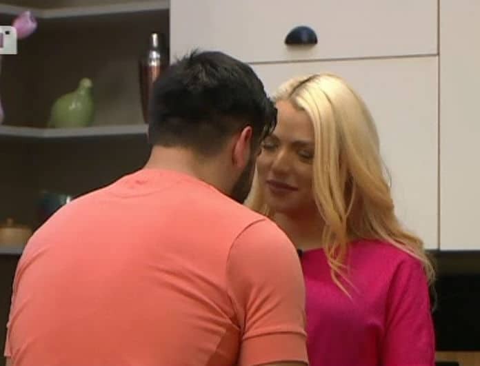 Power Of Love: Και επίσημα ζευγάρι ο Πάνος και η Στέλλα! Τα φιλιά στις κάμερες και το πρώτο φιλί... Παναγιώτη - Άννας! (Βίντεο)