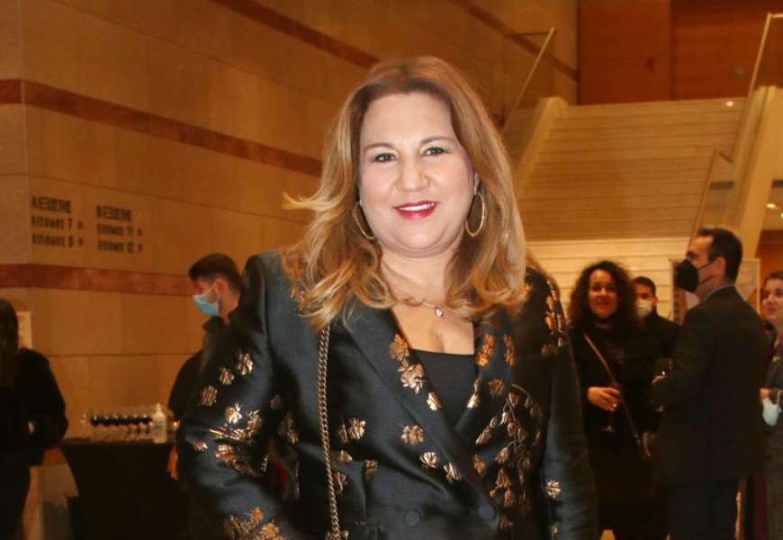 Η Δεσποινα Μοιραράκη χαμογελάει ξανά 4 μήνες μετά τον θάνατο του συζύγου της