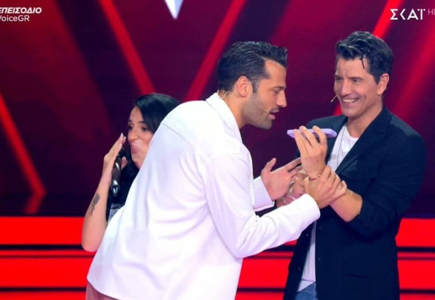 The Voice: «Το στήσατε!» - Κωνσταντίνος Αργυρός και Σάκης Ρουβάς στα μαχαίρια για διαγωνιζόμενη