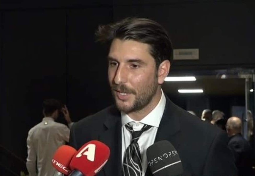 «Παιδιά, αλήθεια τώρα...» - Η αμηχανία του Γιώργου Γεροντιδάκη με ερώτηση των δημοσιογράφων