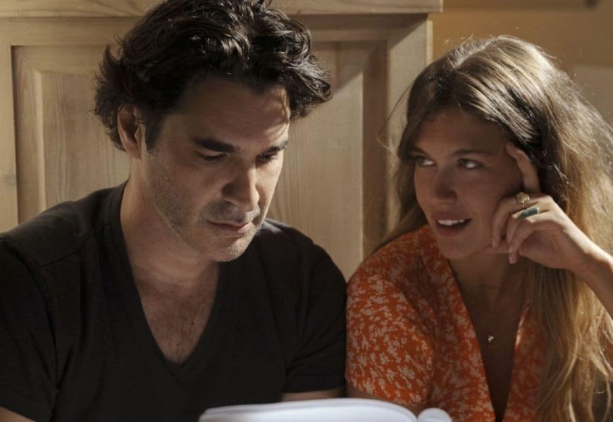 Την είχε ανακαλύψει άλλος σκηνοθέτης πριν την αποθεώσει ο Παπακαλιάτης - Το πρώτο σίριαλ που έπαιξε η Κλέλια Ανδριολάτου