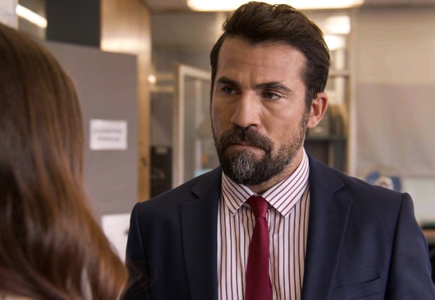 Παγιδευμένοι spoiler: Βγαίνουν όλα στη φόρα - Το ένοχο μυστικό του Σταύρου αποκαλύπτεται