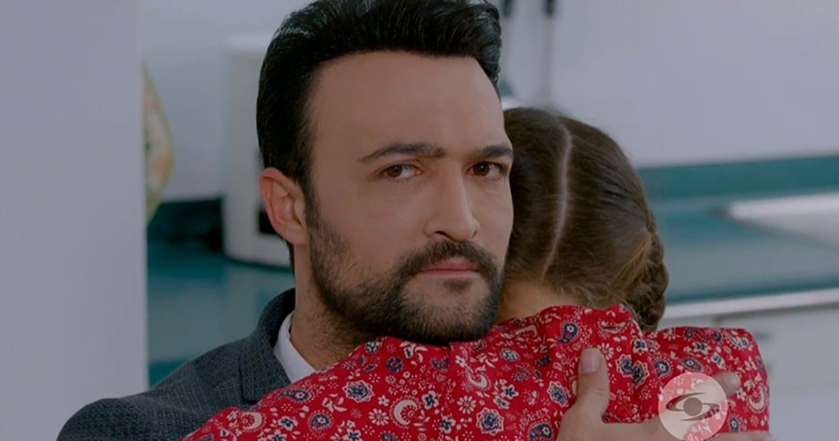Elif Μαχίρ