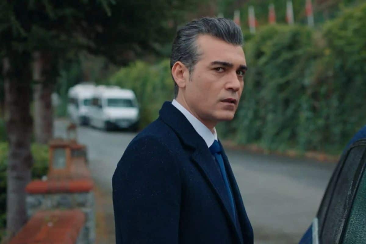 Άπιστος