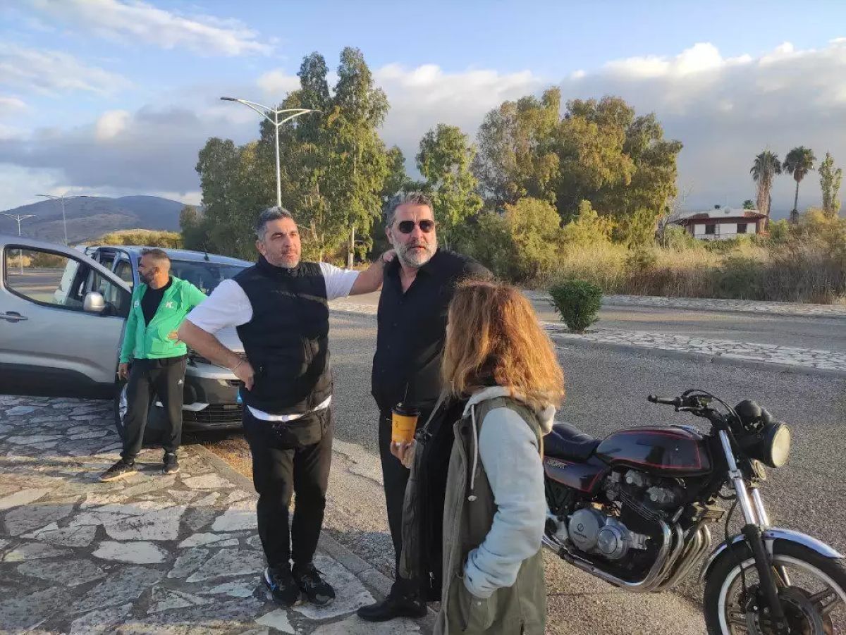Αυτή η νύχτα μένει