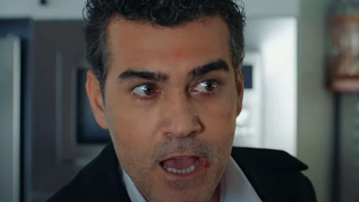 Άπιστος 
