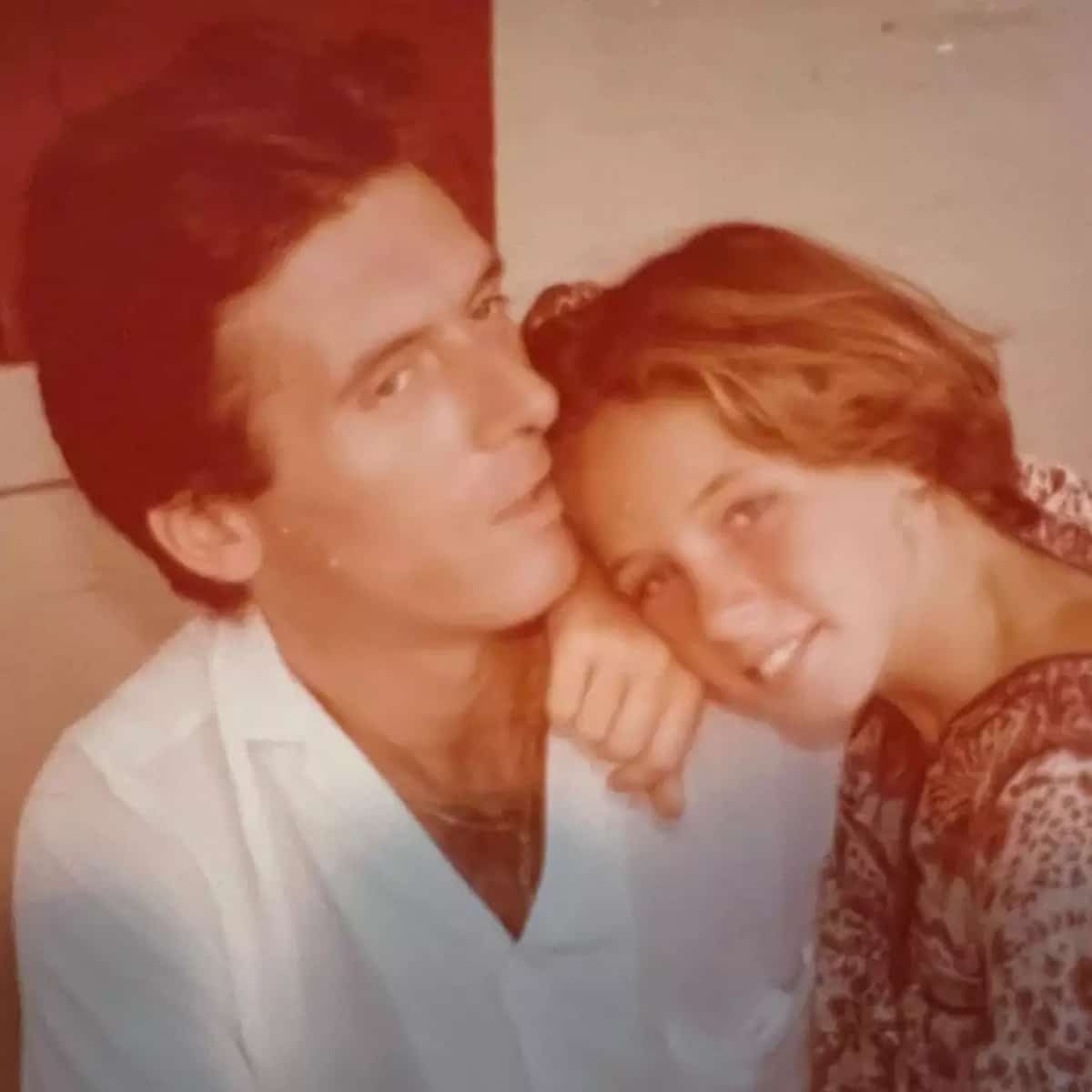 Η σπάνια φωτογραφία της Εβελίνας Παπούλια με τον πατέρα της