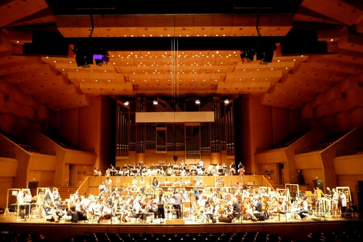 Η Εθνική Συμφωνική Ορχήστρα στο Μέγαρο Μουσικής (Ε)