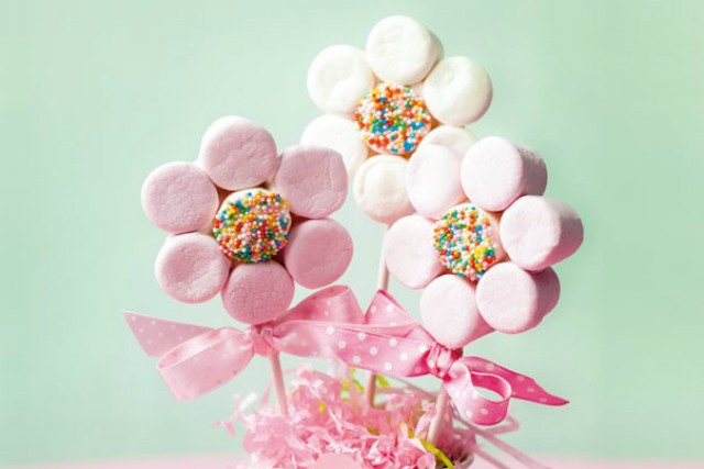 Marshmallow-flowers