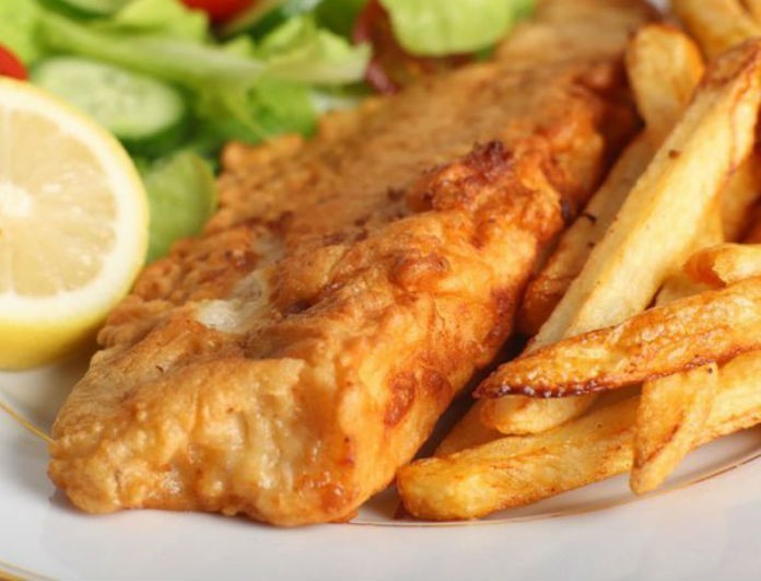 Η συνταγή που αγαπήσαμε! Φτιάξε fish & chips και θα νιώσεις master chef!