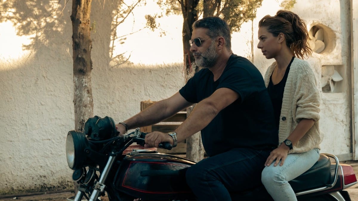 Αυτή η Νύχτα Μένει εξελίξεις (31/10): Η Ζέτα και ο Στρατής περνούν τη νύχτα μαζί