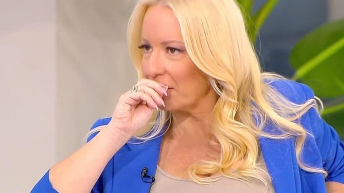 «Ότι πιο σκληρό έχω βιώσει!» - Η εξομολόγηση της Αφροδίτης Γραμμέλη για το διαζύγιό της στον αέρα της εκπομπής