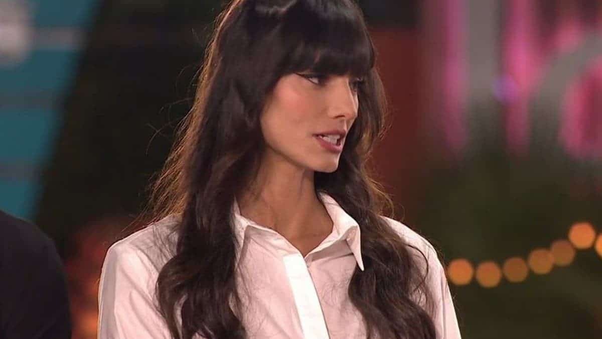 Love island highlights 22/10: H ανακοίνωση της Ηλιάνας Παπαγεωργίου και τα πρώτα σύννεφα για αγαπημένο ζευγάρι