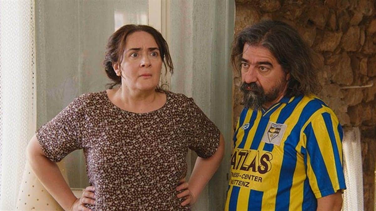 Ποιος Παπαδόπουλος εξελίξεις (2-3/11): Οι Παπαδόπουλοι σε μαθήματα Savoir Vivre
