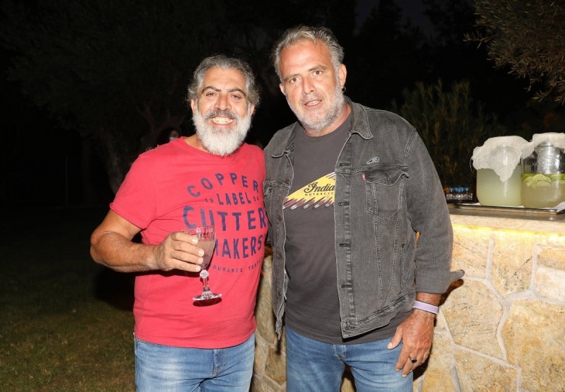Κούλλης Νικολάου Γη της Ελιάς